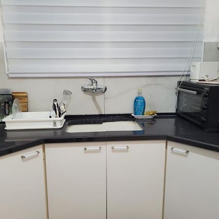 Akhva Accommodation Unit-אחווה יחידת אירוח Арад Экстерьер фото
