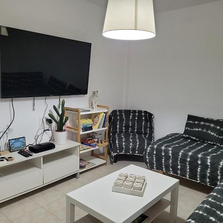 Akhva Accommodation Unit-אחווה יחידת אירוח Арад Экстерьер фото