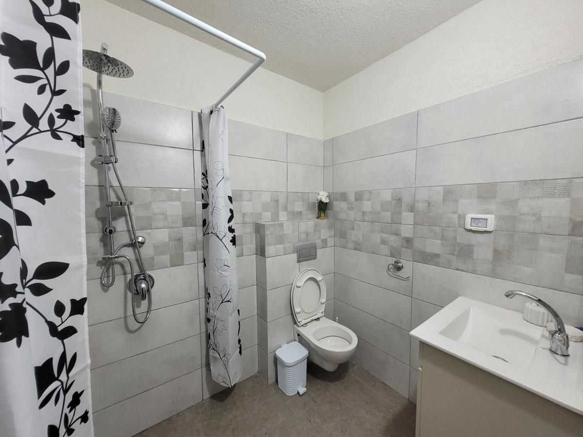 Akhva Accommodation Unit-אחווה יחידת אירוח Арад Экстерьер фото